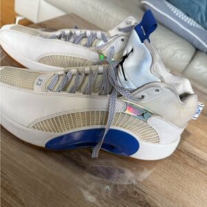 Air Jordan 35 Sisterhood Mid top basketball shoe